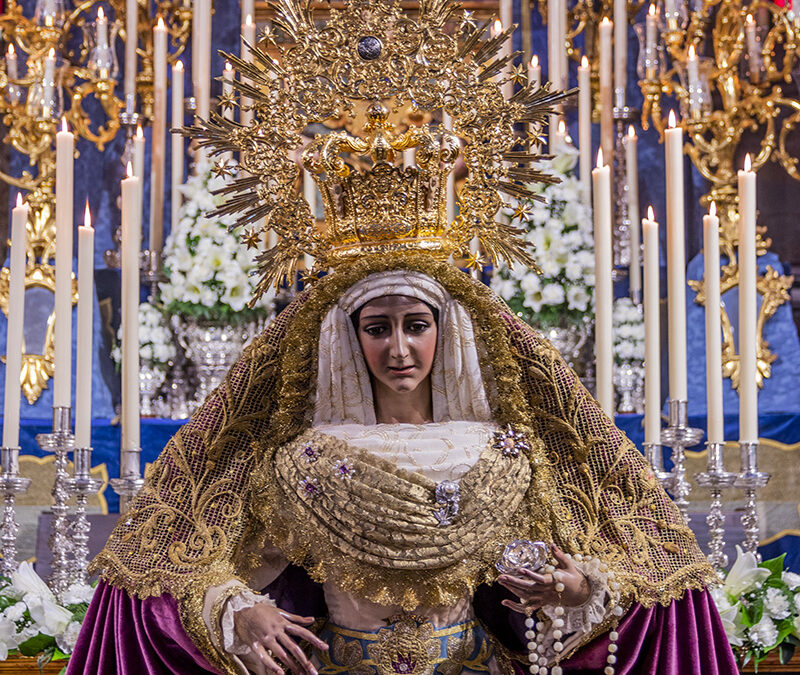 Besamanos de María Santísima Reina de Nuestra Alegría
