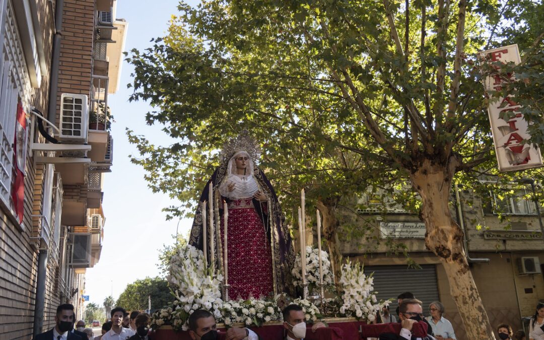 Rosario Vespertino de María Santísima de la Victoria