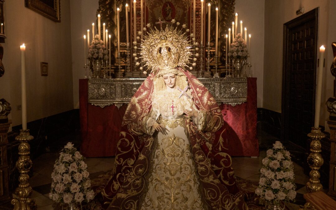 Besamanos de Nuestra Señora Reina de los Mártires