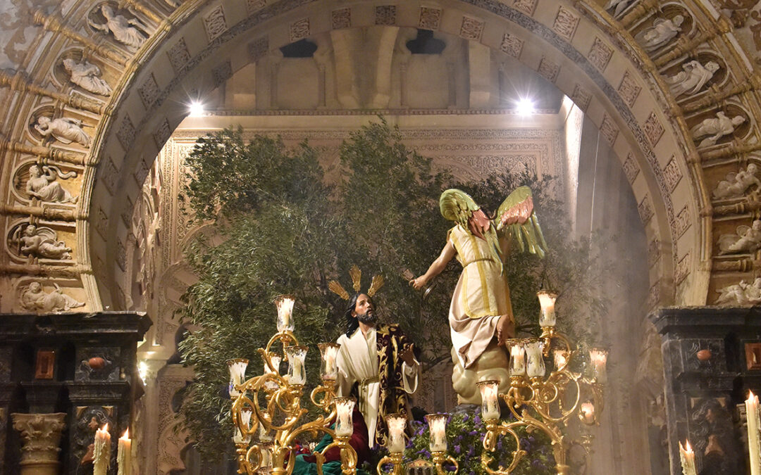 2º Ensayo de costaleros y mudá del paso de Nuestro Padre Jesús de la Oración en el Huerto