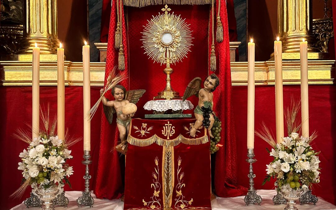Solemne Triduo en honor del Santísimo Sacramento de la Hermandad de la Merced