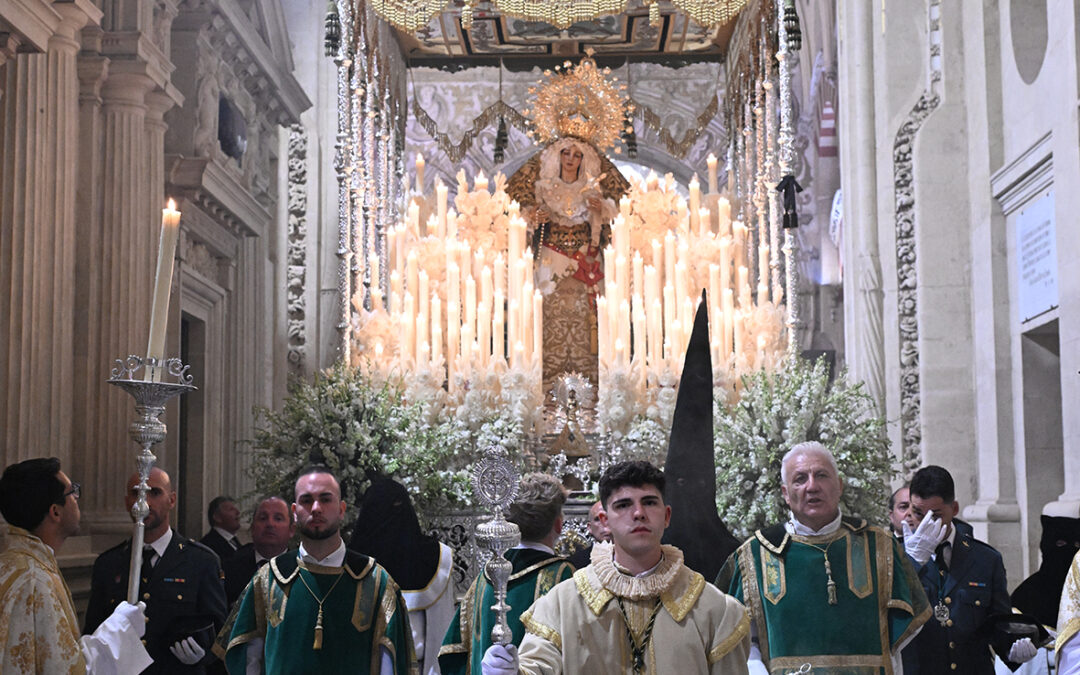 María Santísima de la Esperanza de Córdoba Magno Vía Crucis «Córdoba, Vía Sacra de Occidente»