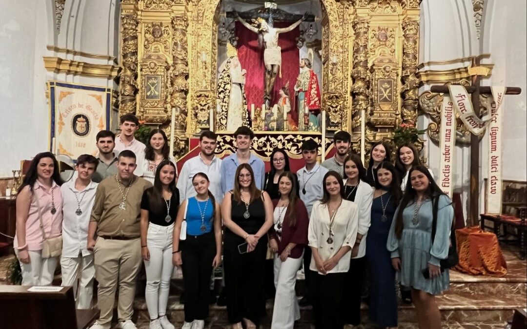 Misa Joven organizada por el Grupo Joven de la Hermandad del Cristo de Gracia como preparación a la Salida Procesional de la Santa Cruz