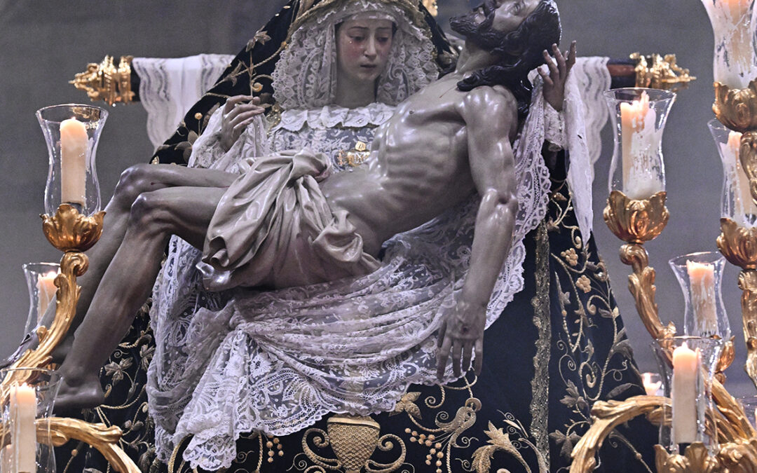 Traslado de vuelta de Nuestra Señora de las Angustias Coronada Magno Vía Crucis «Córdoba, Vía Sacra de Occidente»