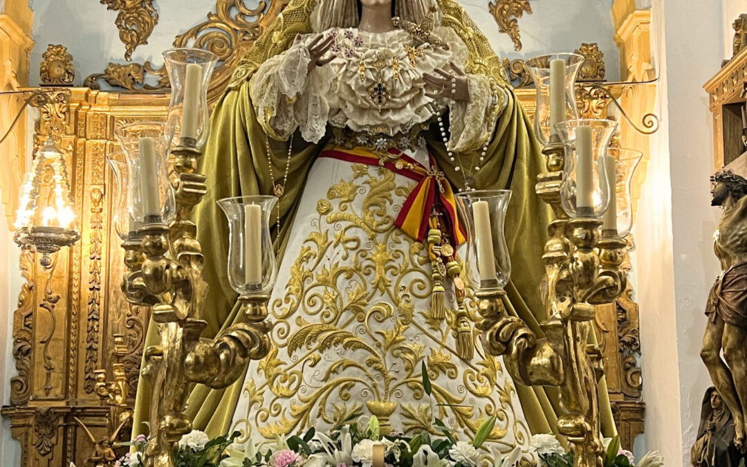 Rosario de la Aurora con María Santísima del Amor