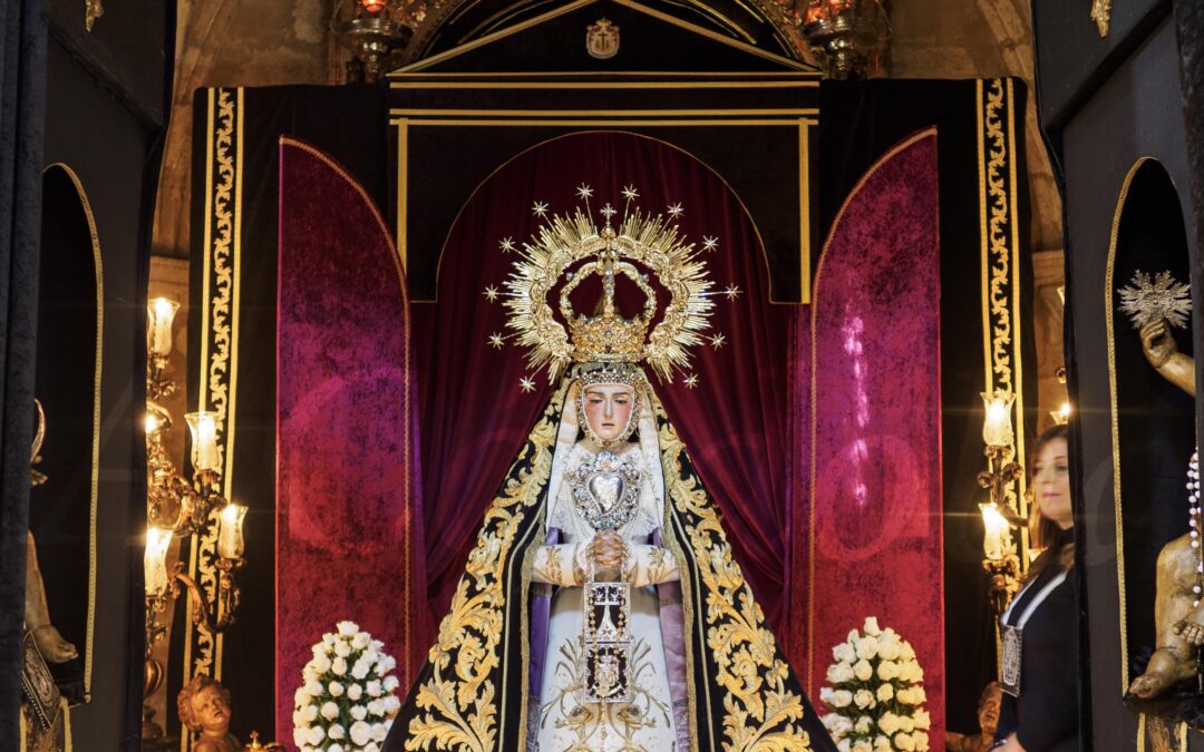 Besamanos de Nuestra Señora Madre de Dios en sus Tristezas