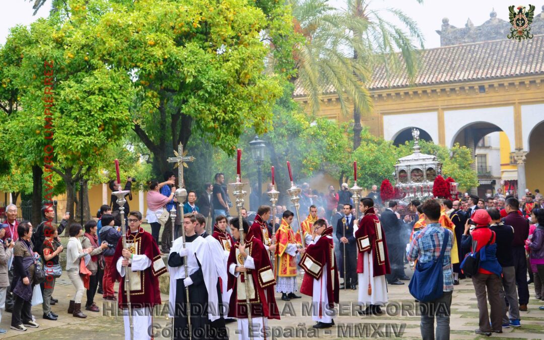 Salida Extraordinaria de las Reliquias de los Santos Mártires