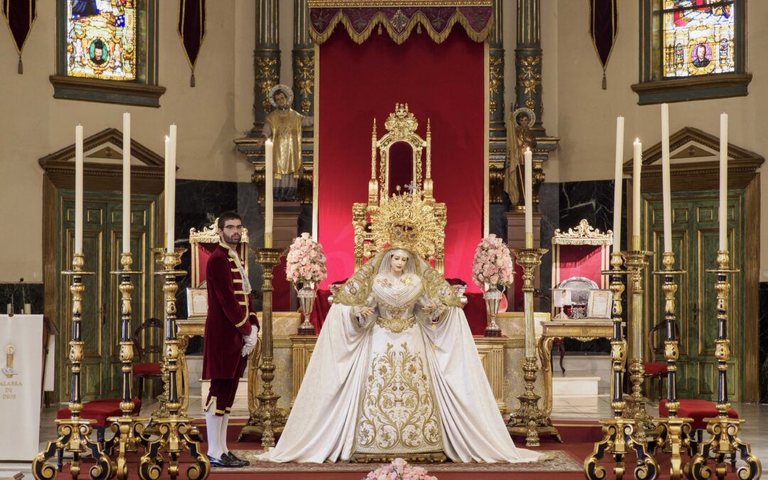 Besamanos de Nuestra Señora de la Piedad