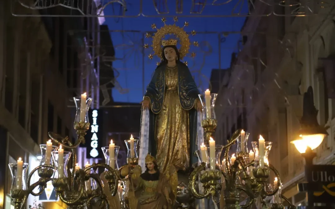 Procesión de la Virgen de la Medalla Milagrosa