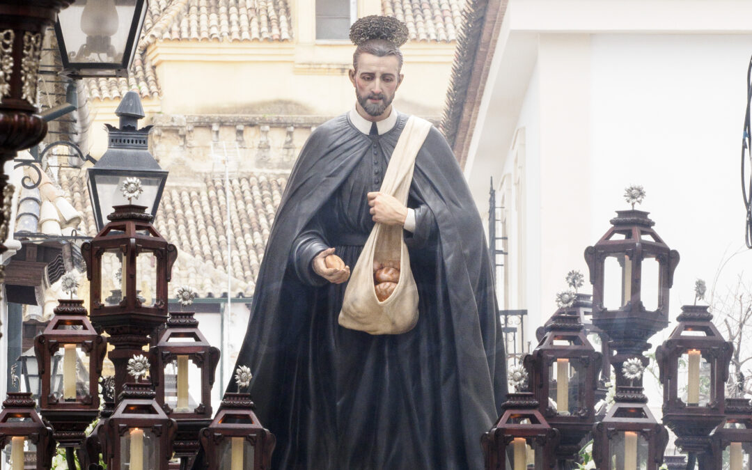 Ensayo de costaleros del Beato Padre Cristobal de Santa Catalina