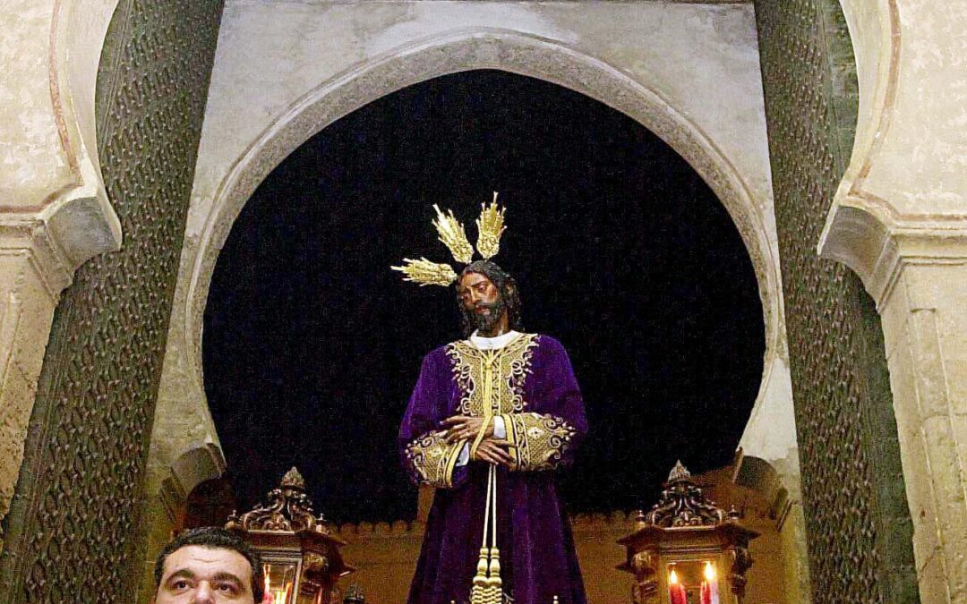 Presentación del Cartel y Papeleta de sitio conmemorativa del Vía Crucis de la Agrupación de Hermandades y Cofradías 2026