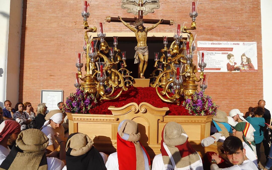 Santo Vía Crucis con la imagen del Santísimo Cristo de la Sangre