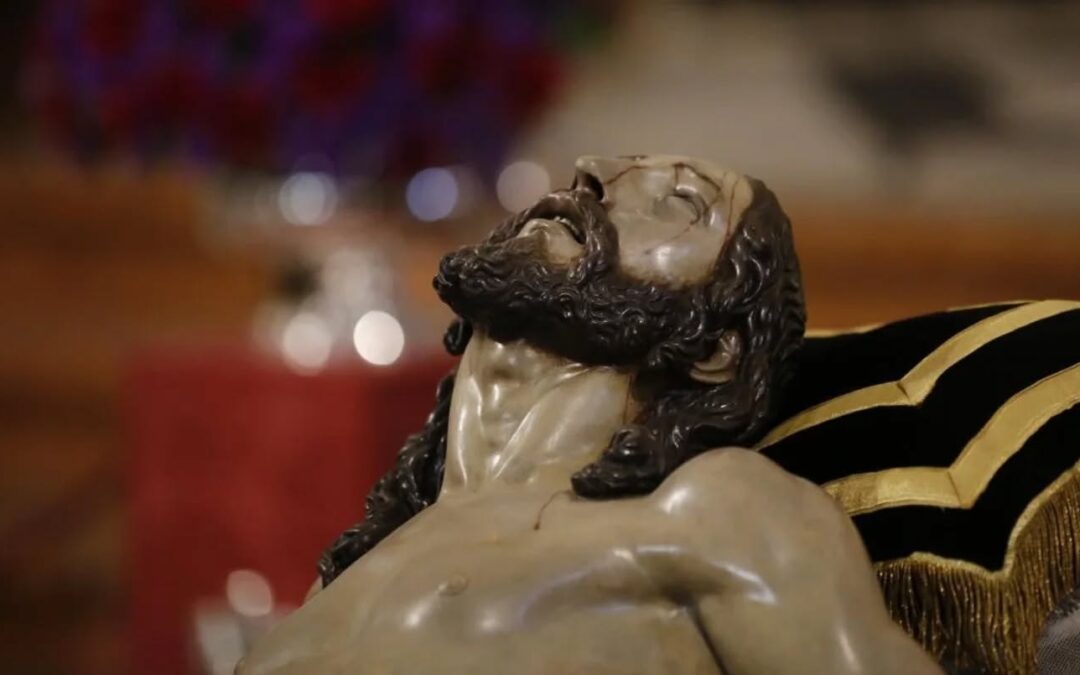 Vía Crucis con la imagen del Santísimo Cristo de las Angustias