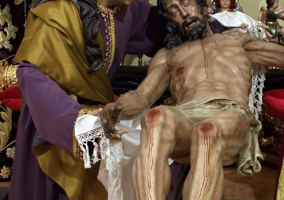 Solemne Vía Crucis y traslado a los pasos procesionales del Santísimo Cristo del Descendimiento y Nuestra Señora del Buen Fin