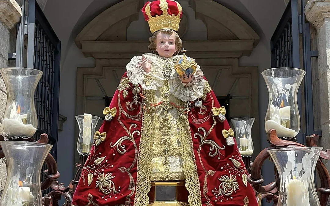 3er Ensayo de costaleros y costaleras del Milagroso Niño Jesús de Praga