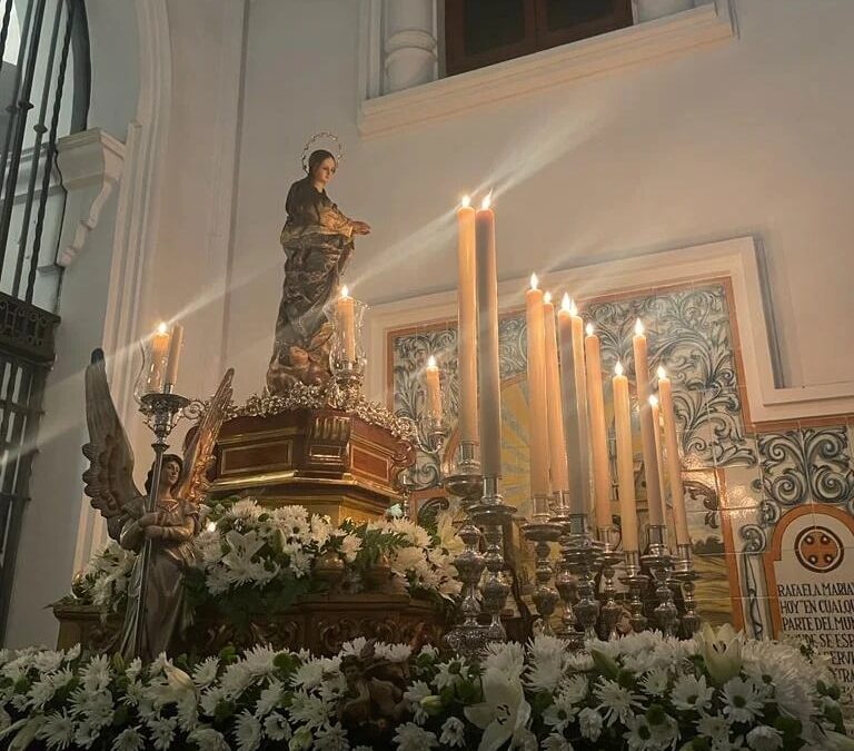 Procesión de la Virgen del Colegio de las Esclavas del Sagrado Corazón