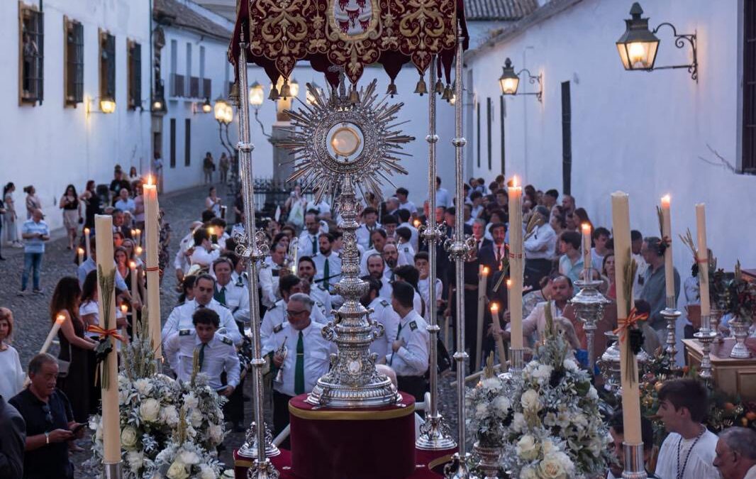 2º Ensayo de costaleros de Jesús Sacramentado y Dulce Nombre de Jesús