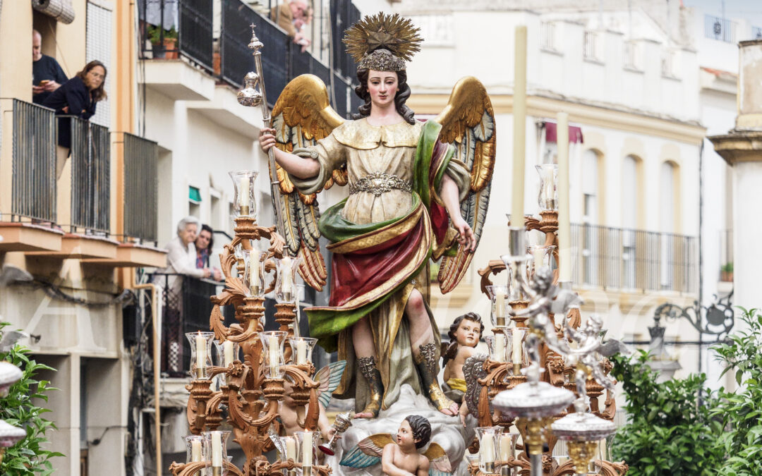 Solemne Procesión del Arcángel San Rafael