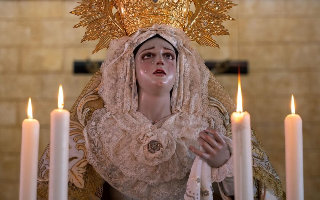 Rosario Vespertino del Dulce Nombre de María Santísima de la Esperanza