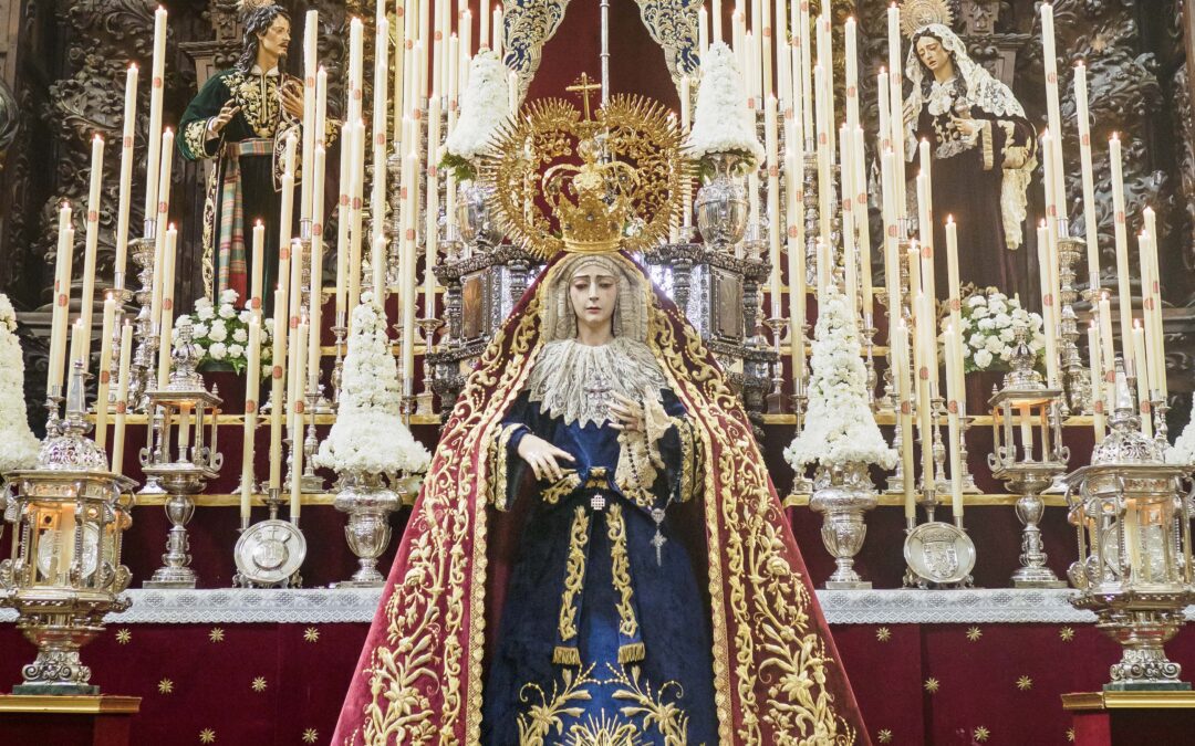 Besamanos de Nuestra Señora del Desconsuelo en su Soledad